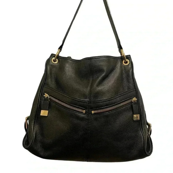 Michael Kors Black Leather Shoulder bag with Gold Hardware Zipper - Picture 1 of 16